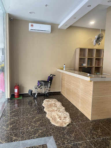 Dr LV (Dermatology, Aesthetic & Hair Clinic) | Acne, PRP, IV Drip, Hair Loss, | LCP CERTIFIED