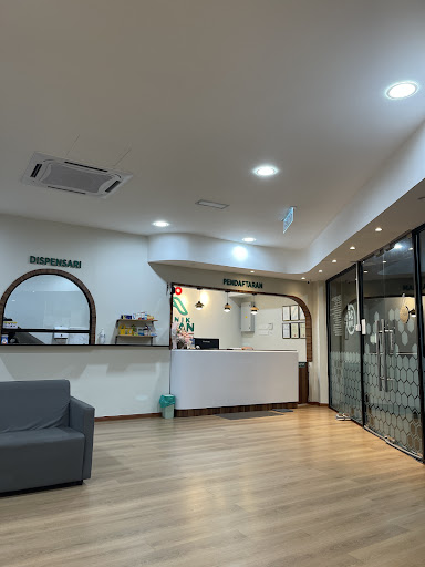KLINIK AHLAN 24 JAM KEMAMAN