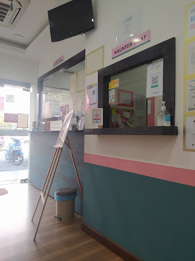 Klinik Keluarga Ilyana Kuala Terengganu , Ladang, Kuala Terengganu, Terengganu. - Klinik Mesra Kanak-Kanak dan Scan Ibu